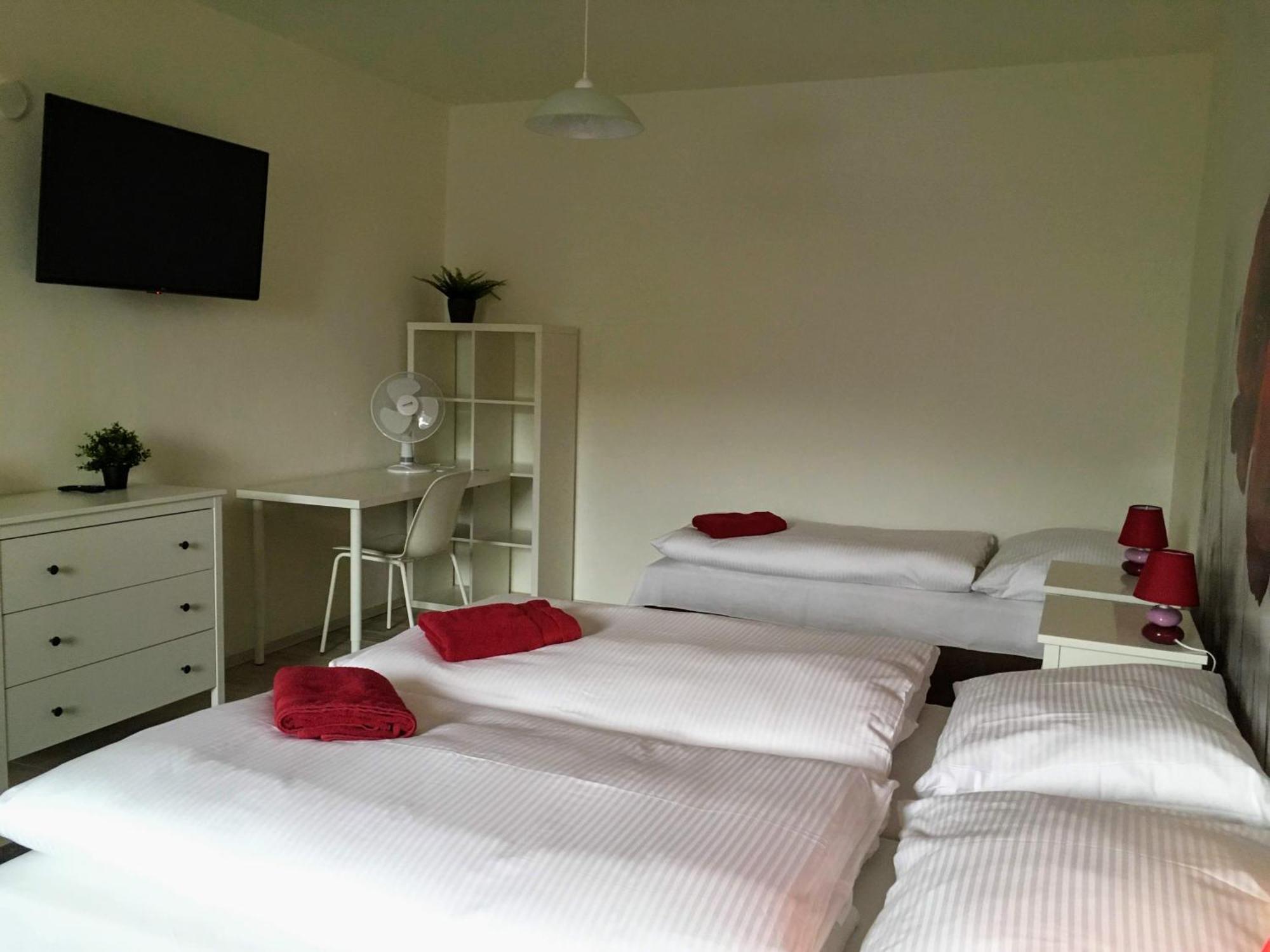 Апартаменты Apartman Na Namesti Opocno Экстерьер фото